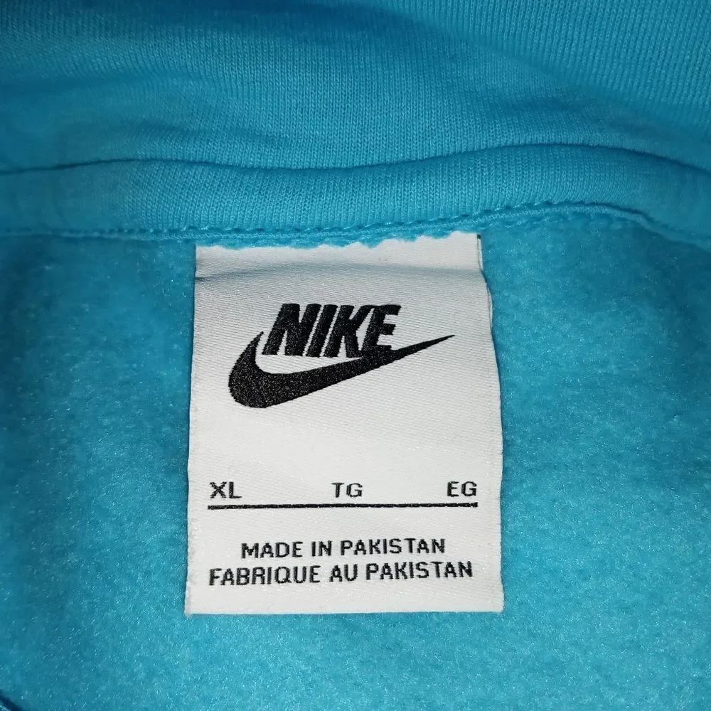 NIKE NWOT Woman's Teal and Lime green Pullover Hoodie Size XL juniors.